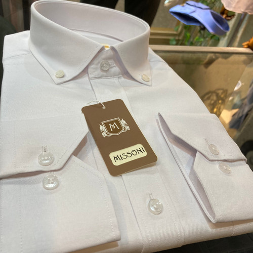 پیراهن آستین بلند سفید یقه دکمه دار قاپک افسری